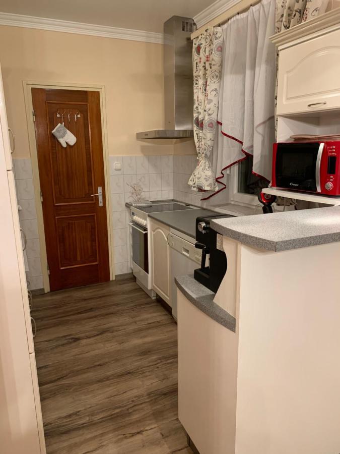 Bakonyi Mamutfenyo Vendeghaz Apartment Tes Luaran gambar