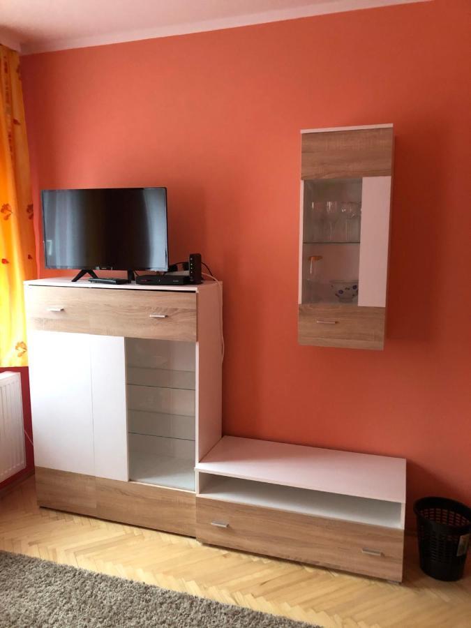 Bakonyi Mamutfenyo Vendeghaz Apartment Tes Luaran gambar