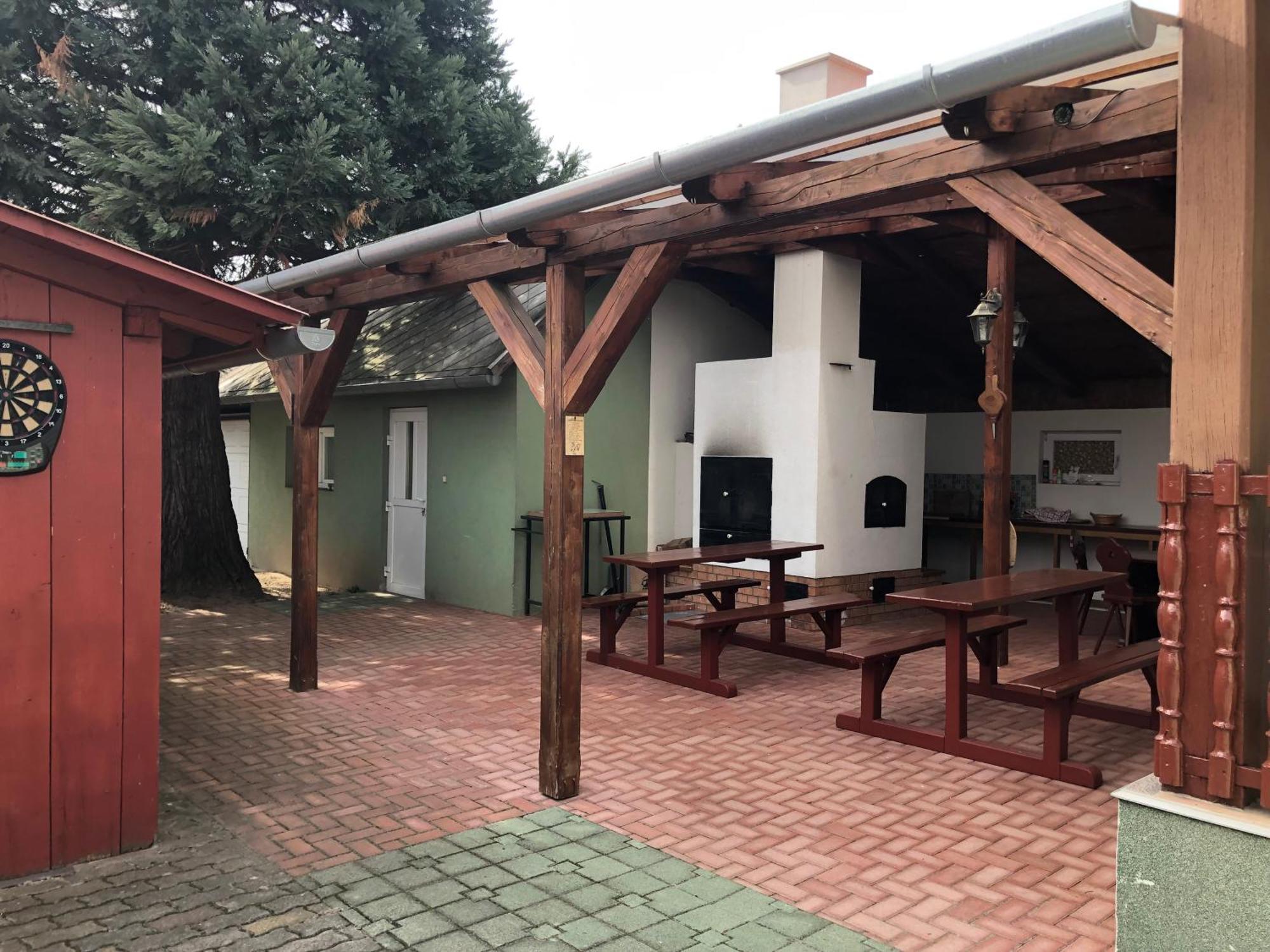 Bakonyi Mamutfenyo Vendeghaz Apartment Tes Luaran gambar