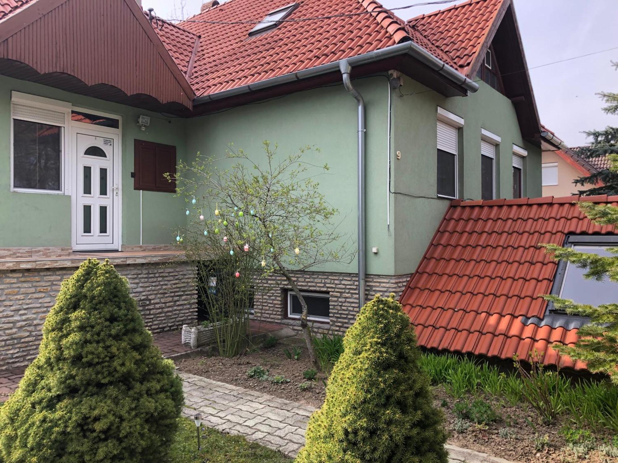 Bakonyi Mamutfenyo Vendeghaz Apartment Tes Luaran gambar