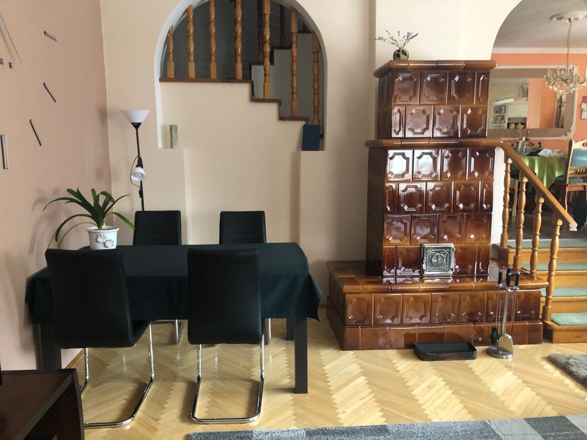 Bakonyi Mamutfenyo Vendeghaz Apartment Tes Luaran gambar