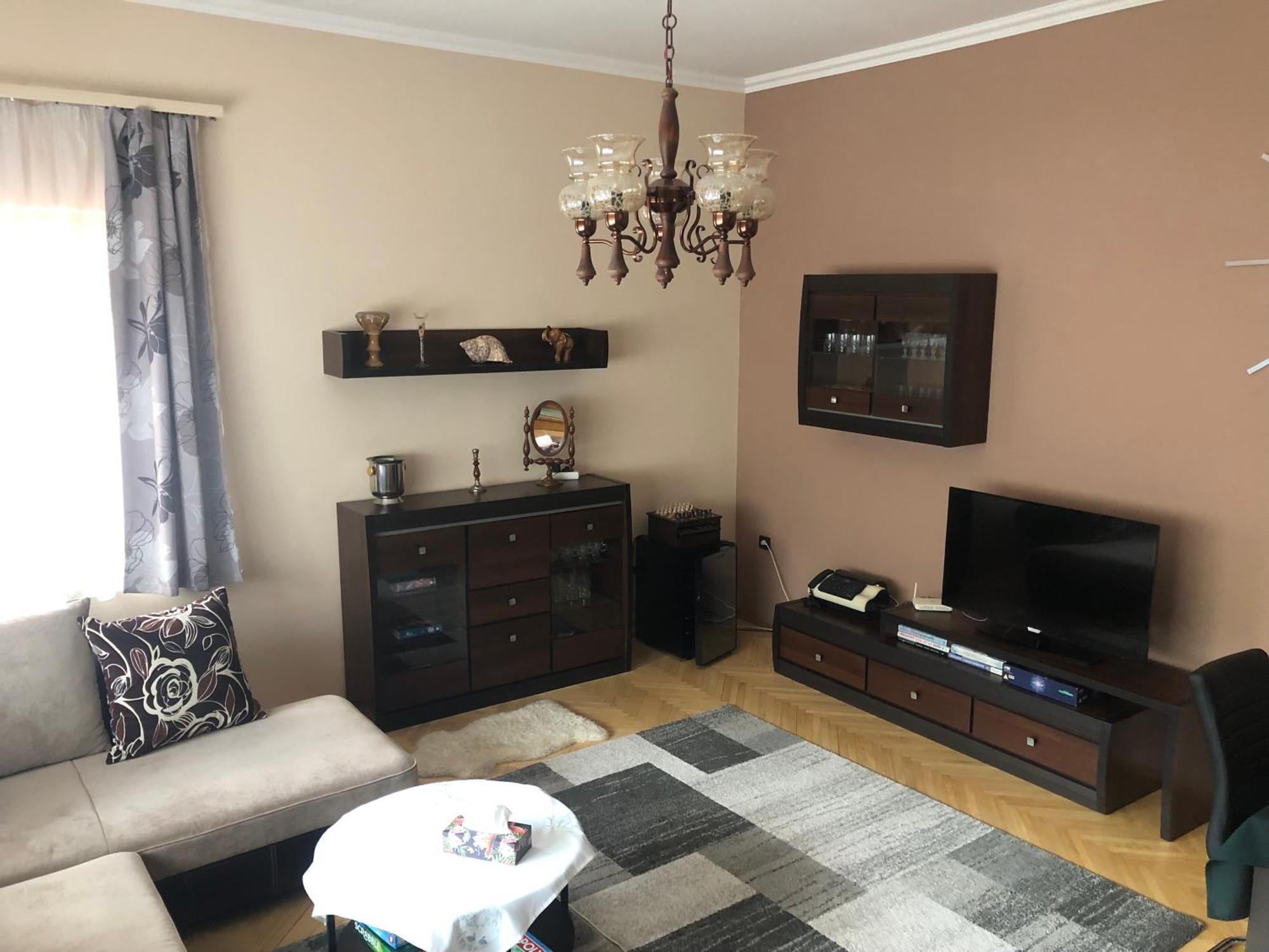 Bakonyi Mamutfenyo Vendeghaz Apartment Tes Luaran gambar