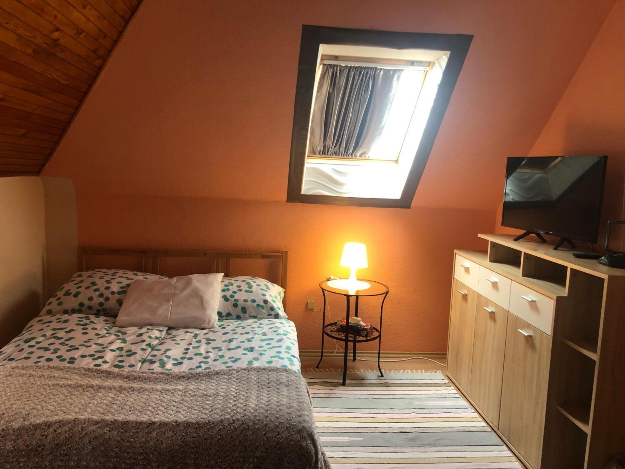 Bakonyi Mamutfenyo Vendeghaz Apartment Tes Luaran gambar